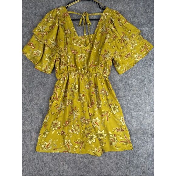 Chelsea & Violet Romper Womens Size XS Green Floral Square Neck Ruffle One-Piece - Picture 2 of 5